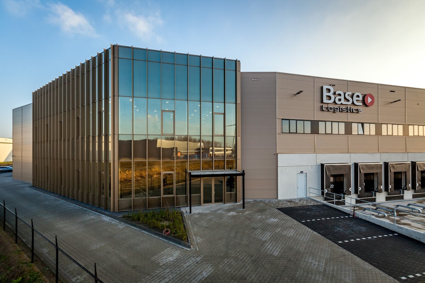 Base Logistics B.V.